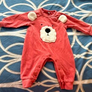 Bear onsie